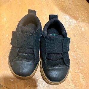 Suede, Leather upper
Canvas tongue mesh , Ugg toddler shoes